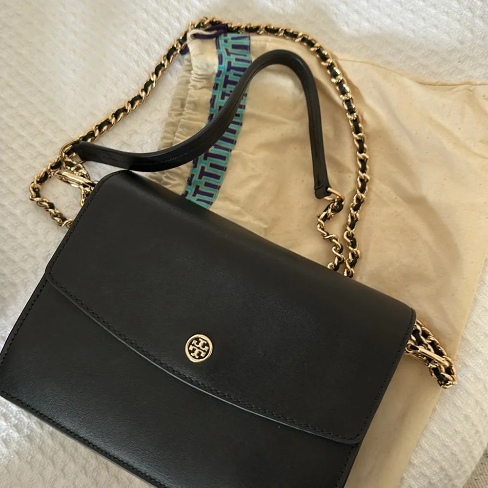 Tory Burch black leather crossbody - Picture 2 of 10